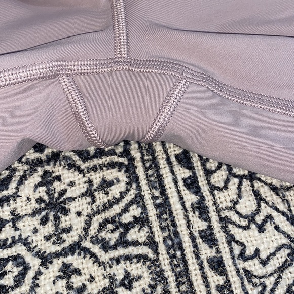 LULULEMON YOGA ALIGN HIGH-RISE LEGGINGS PATEL PINK SIZE 6 - Picture 7 of 7